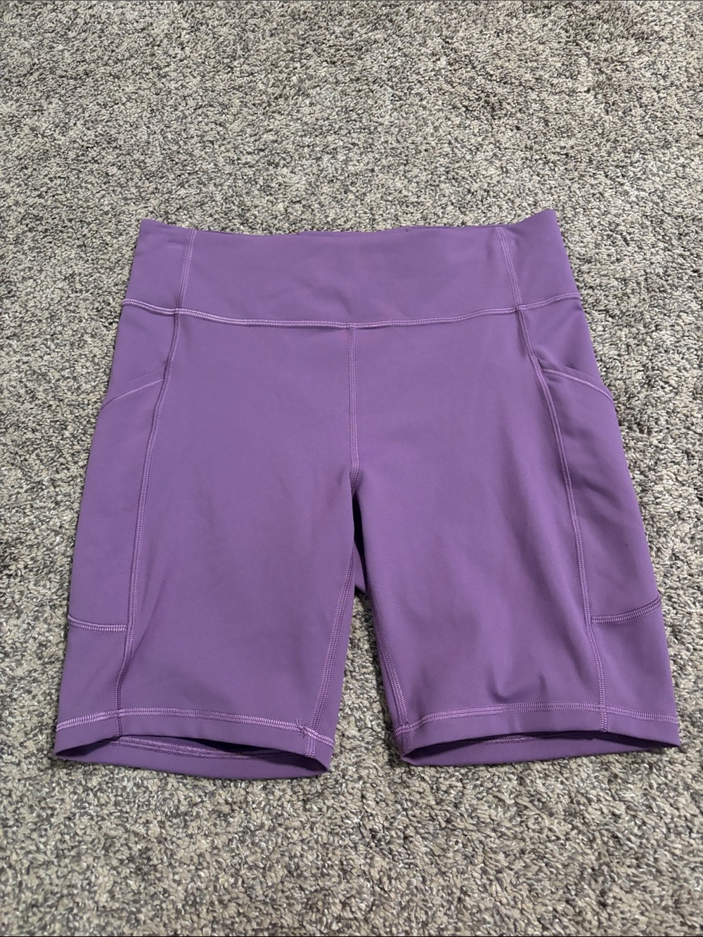 Lululemon Invigorate High Rise Short 8" Grape Mauve size 10